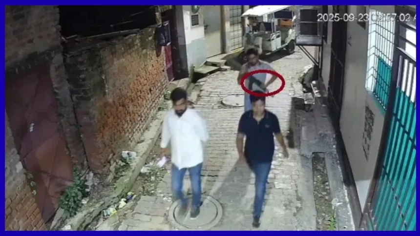 Policemen with AK-47 Roaming Streets of Lucknow in Civil Dress: Came from Kannauj